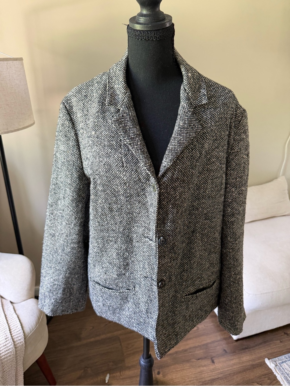 Men's Gray Tweed Sport Blazer - Textured Notch Lapel Jacket
